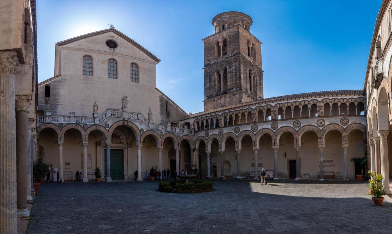 Appartamento Saragone Salerno Exterior photo